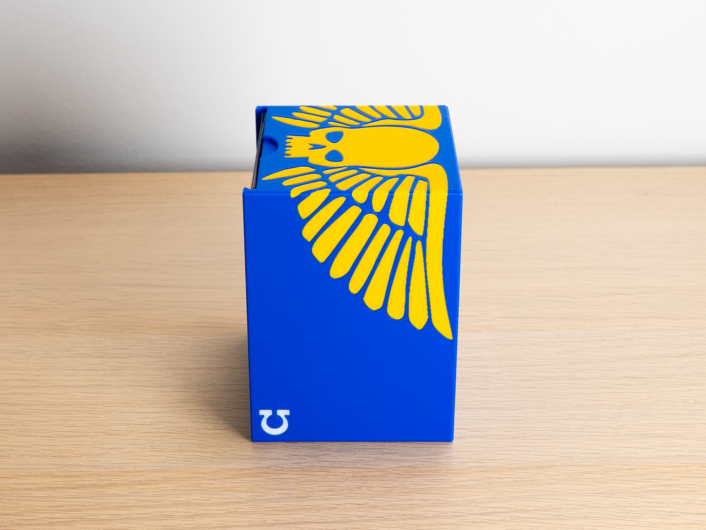 Space Marine Commander Display Deck Box – Ultramarine